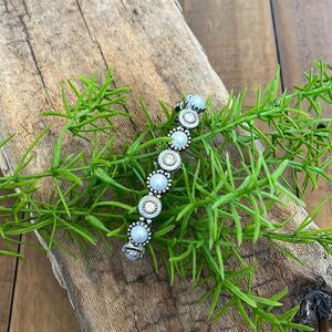 Faux pearl and silver pull on bracelet. NWOT